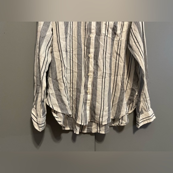 ❤️Lucky Brand - White and Gray Casual Button Down Shirt (Size M) - Picture 7 of 12